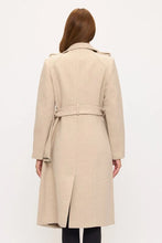 CLAWC0025: The Cascade Coat