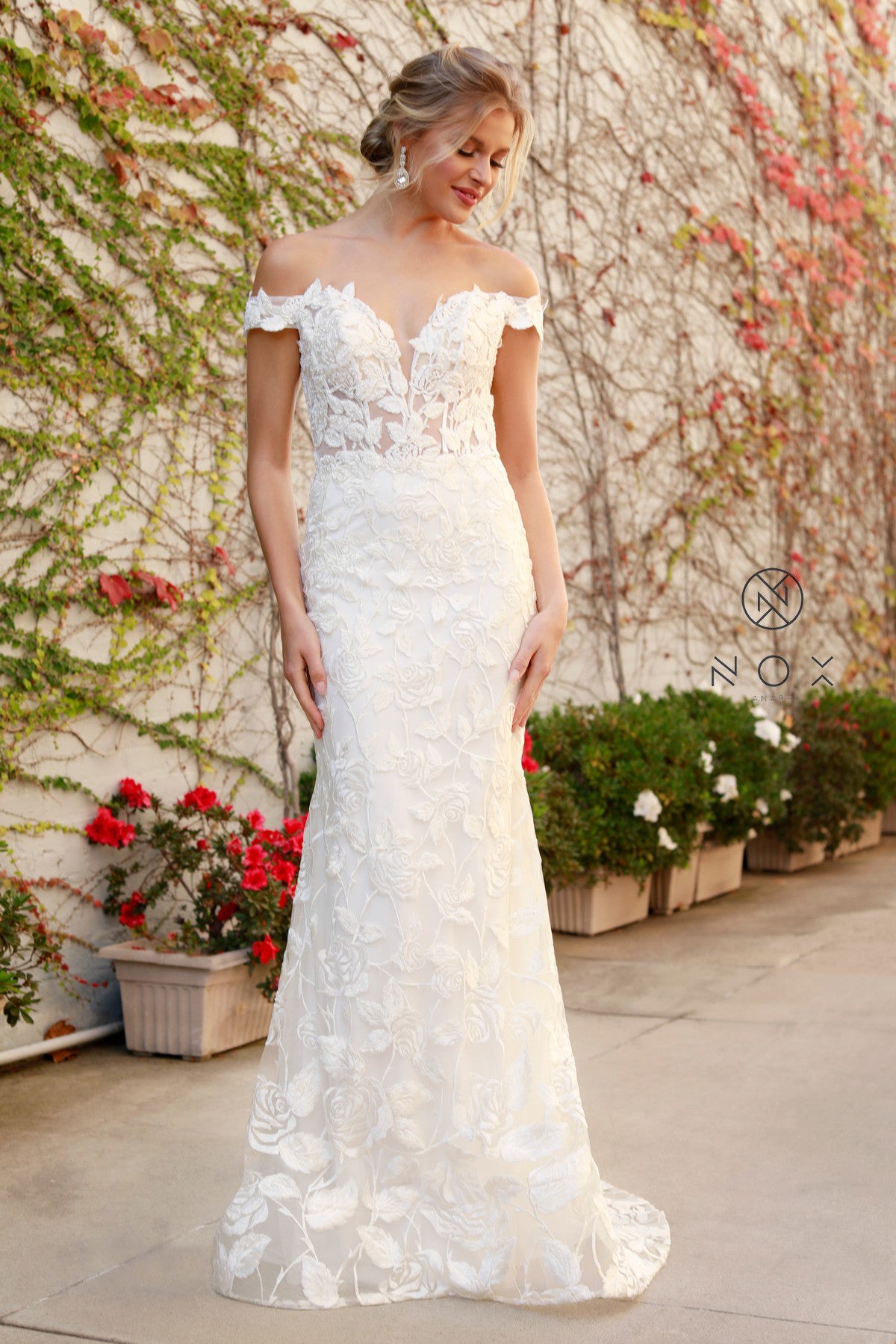Kim White Dress 2 / White